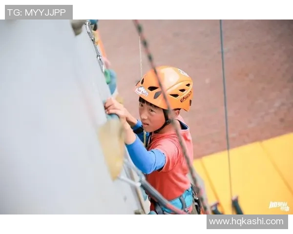 南京飞盘队在攀岩联赛中的耐力表现分析与精彩回顾 南京飞盘队在攀岩联赛中的耐力表现分析与精彩回顾